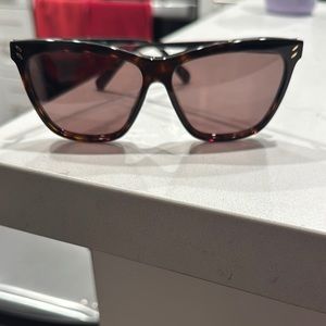 Stella McCartney Brown Sunglasses Classic Design